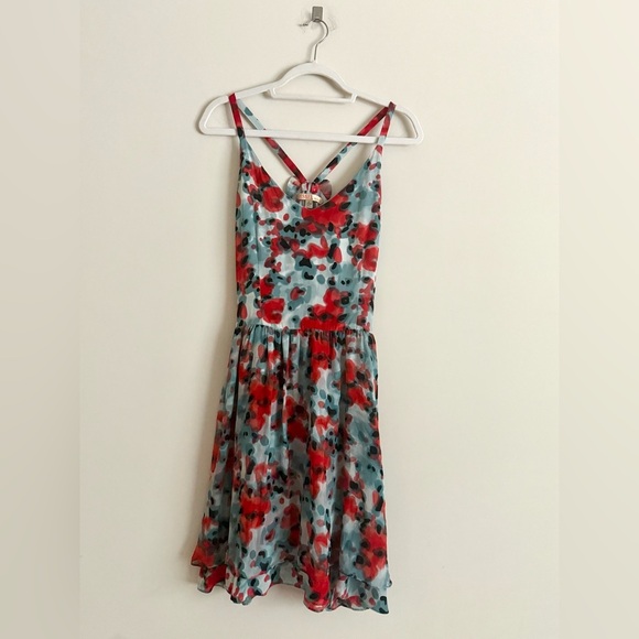 Vessel by Timo Anthropologie Dress 100% Silk Sleeveless Back Bow Accents Size S - Picture 5 of 15
